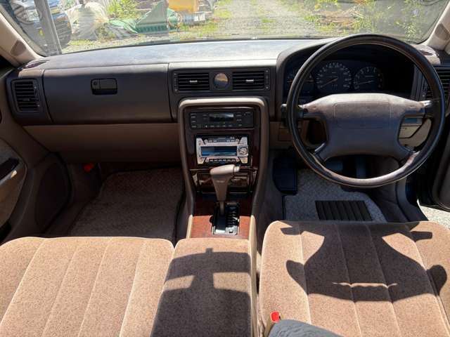 1994 Nissan GLORIA — миниатюра 73