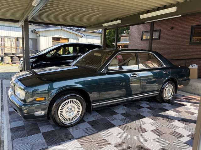صورة 10 لـ 1994 Nissan GLORIA