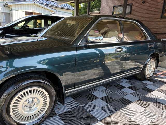 صورة 9 لـ 1994 Nissan GLORIA