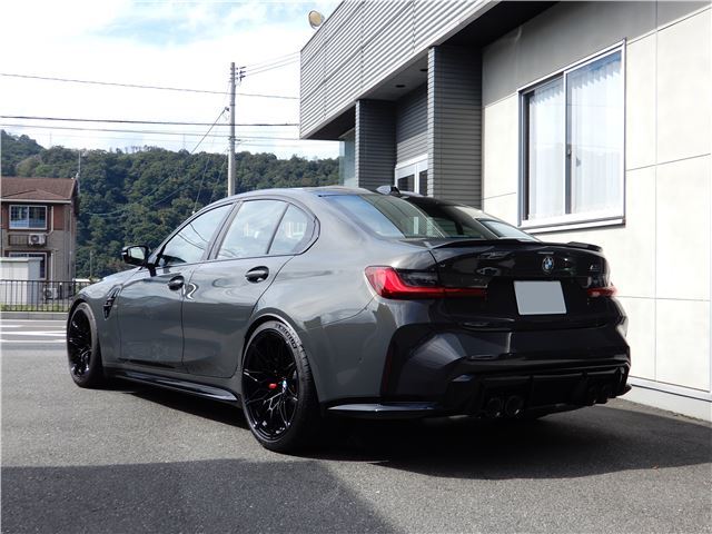 2024 BMW M3 photo 2