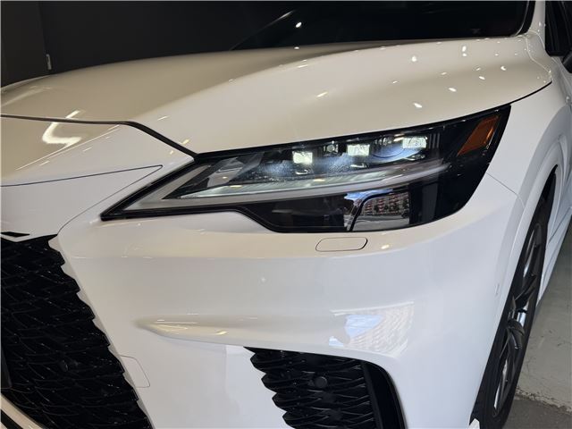 صورة 4 لـ 2025 Lexus RX