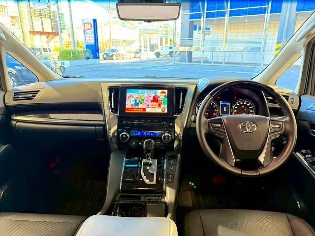 2022 Toyota ALPHARD — фото 3
