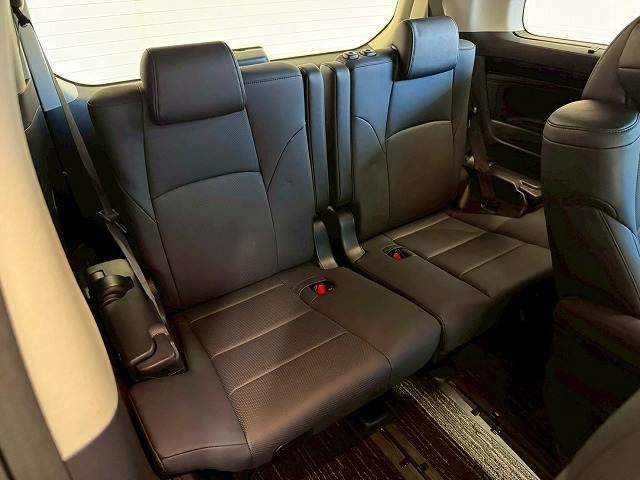 2022 Toyota ALPHARD — миниатюра 12