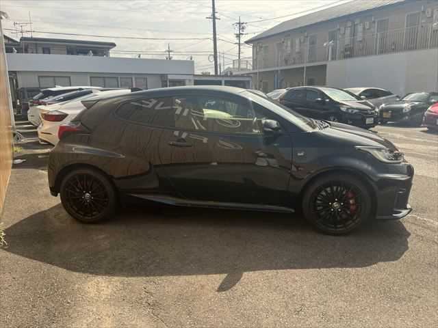 صورة مصغرة 16 لـ 2021 Toyota GR YARIS