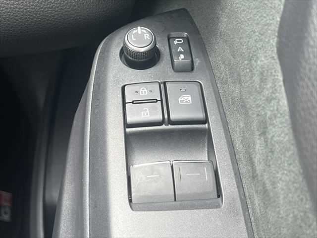 صورة مصغرة 43 لـ 2021 Toyota GR YARIS