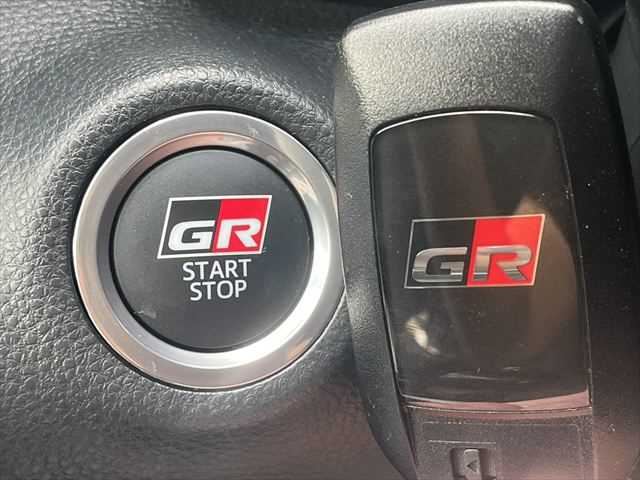 صورة مصغرة 44 لـ 2021 Toyota GR YARIS