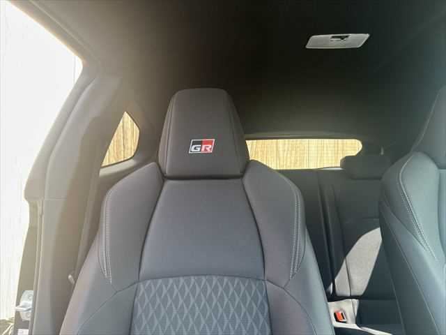 صورة مصغرة 48 لـ 2021 Toyota GR YARIS