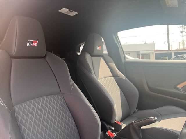 صورة 7 لـ 2021 Toyota GR YARIS