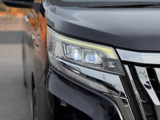 2017 Toyota ESQUIRE — миниатюра 33