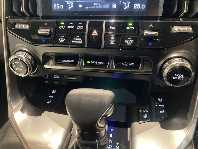 2026 Lexus LX — миниатюра 15