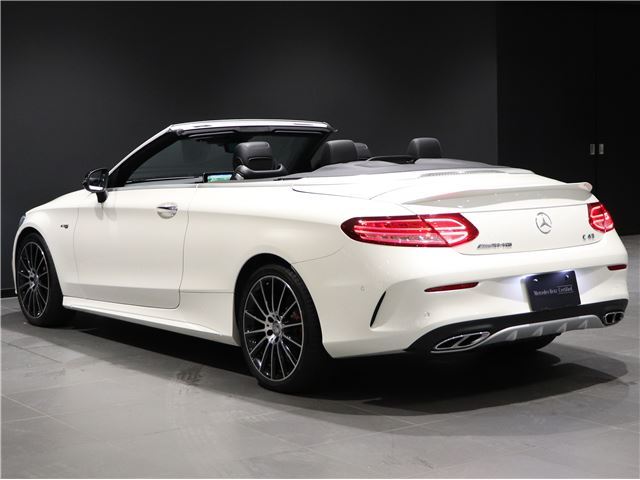 2017 Mercedes-BENZ C-CLASS AMG 照片 3