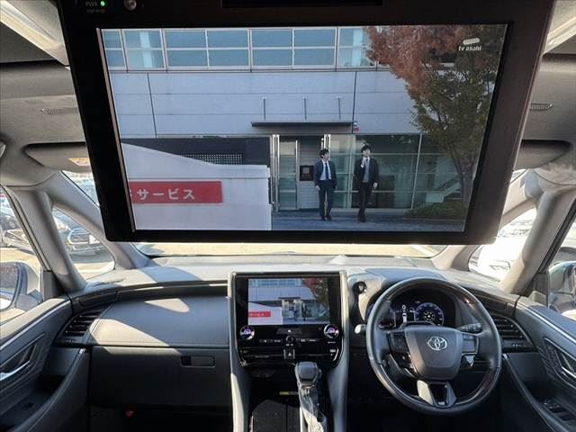 2023 Toyota ALPHARD — фото 2