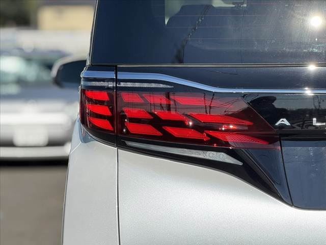 2023 Toyota ALPHARD — миниатюра 35