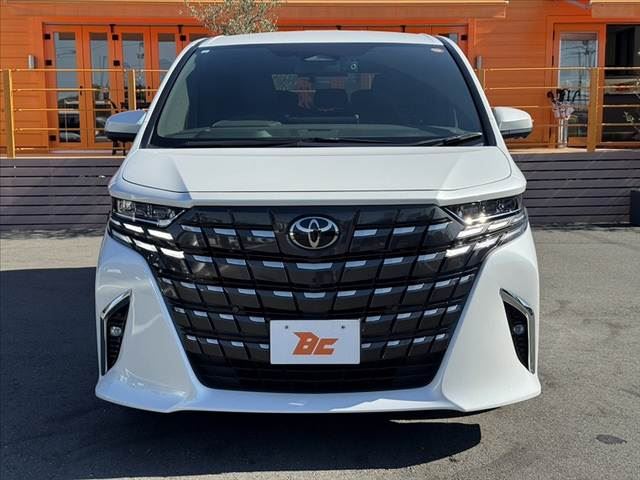 2023 Toyota ALPHARD — фото 9