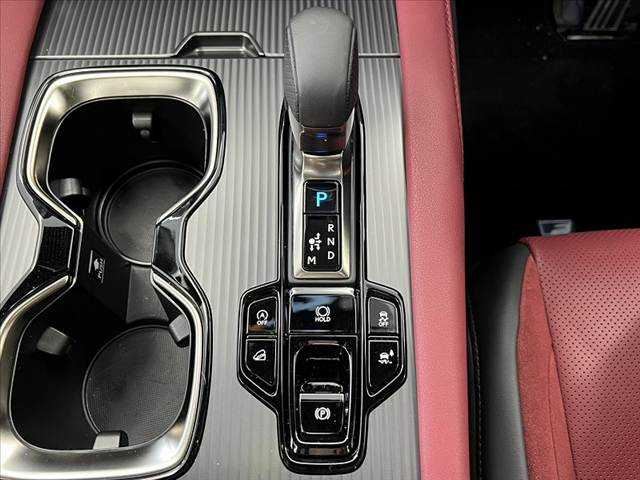 صورة مصغرة 23 لـ 2025 Lexus RX