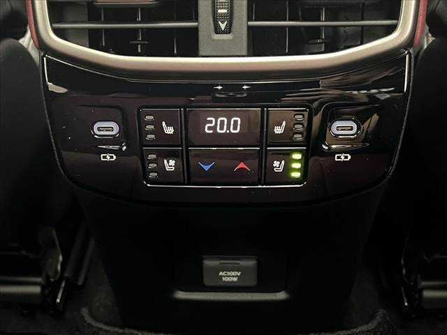 صورة مصغرة 31 لـ 2025 Lexus RX