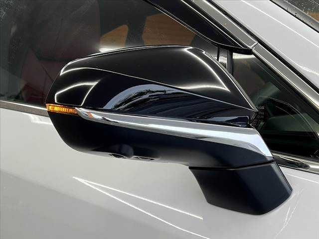 صورة مصغرة 35 لـ 2025 Lexus RX