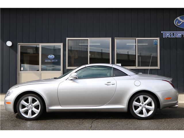 2010 Lexus SC — миниатюра 18