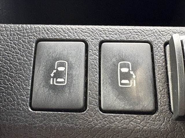 2012 Toyota VOXY 照片 4