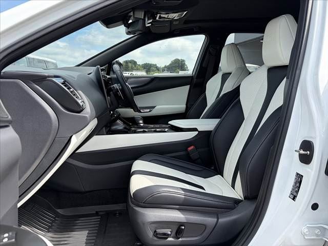 2024 Lexus NX — миниатюра 17