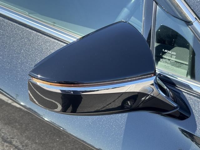 2019 Lexus UX — миниатюра 13