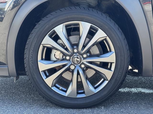 2019 Lexus UX — миниатюра 16