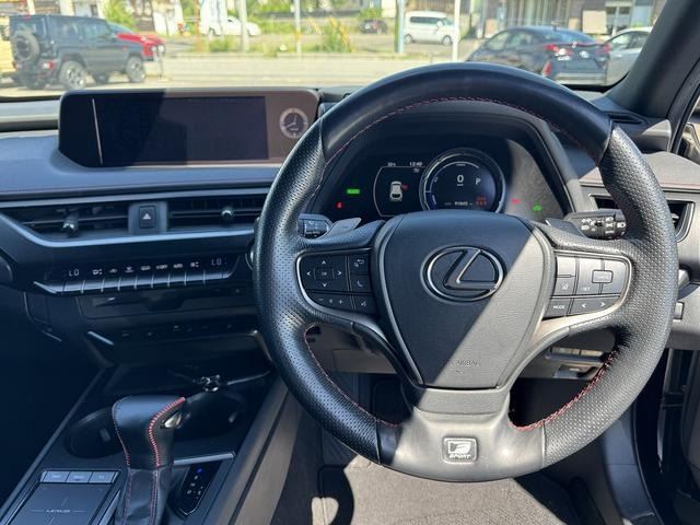 2019 Lexus UX — миниатюра 26