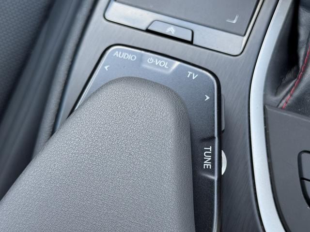 2019 Lexus UX — миниатюра 49