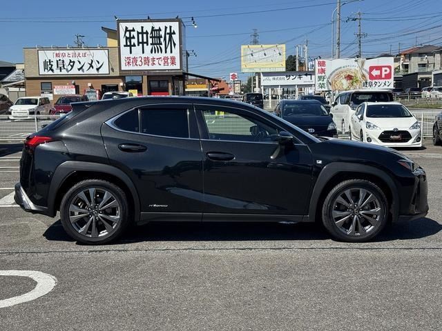 2019 Lexus UX — фото 8