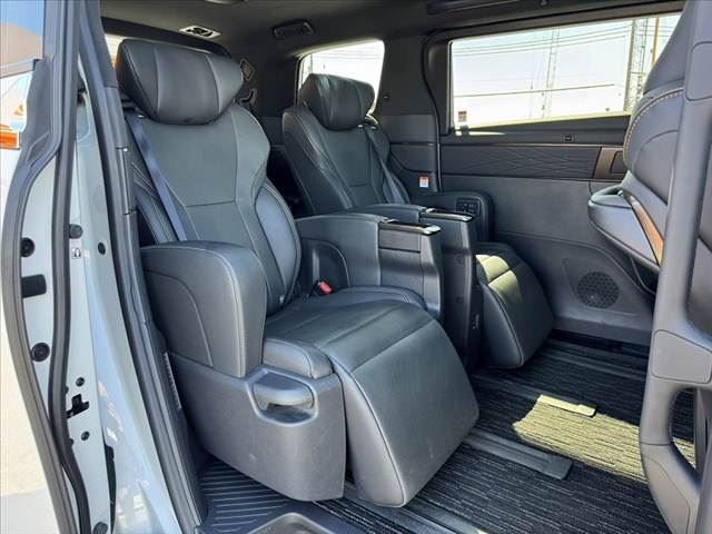 2024 Toyota ALPHARD — миниатюра 20