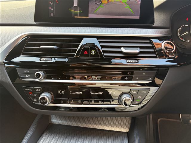صورة مصغرة 16 لـ 2019 BMW 5 SERIES TOURING