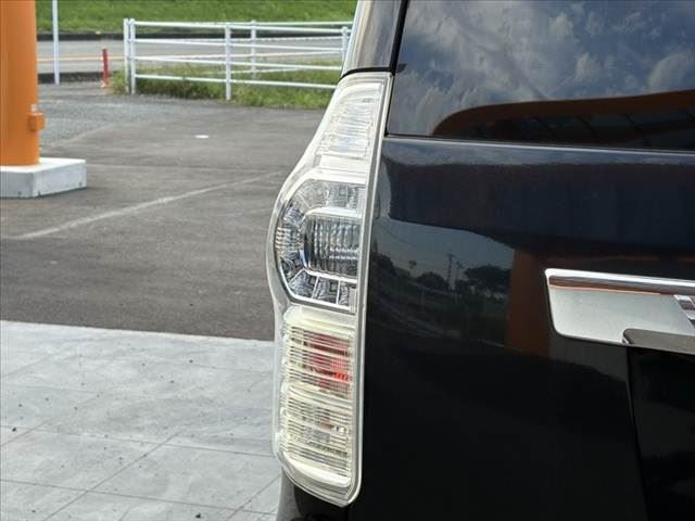 2012 Toyota VOXY — миниатюра 40
