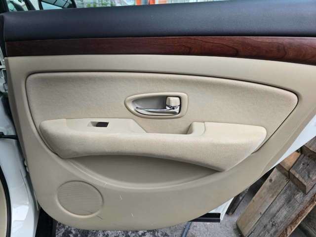 صورة مصغرة 31 لـ 2011 Nissan BLUEBIRD