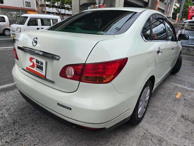 2011 Nissan BLUEBIRD 照片 6