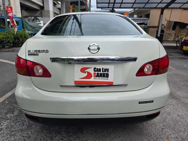2011 Nissan BLUEBIRD 照片 5