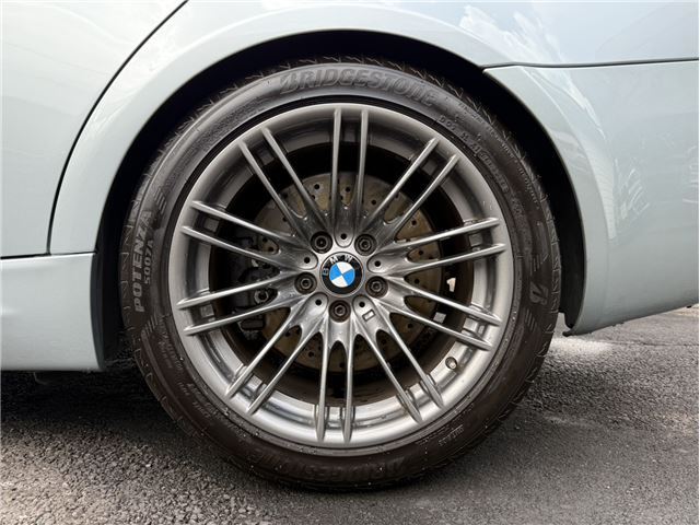 2009 BMW M3 — миниатюра 15