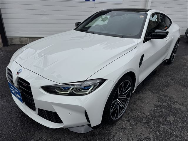 صورة 6 لـ 2021 BMW M4 COUPE