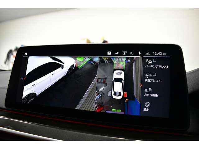 صورة مصغرة 43 لـ 2023 BMW 5 SERIES