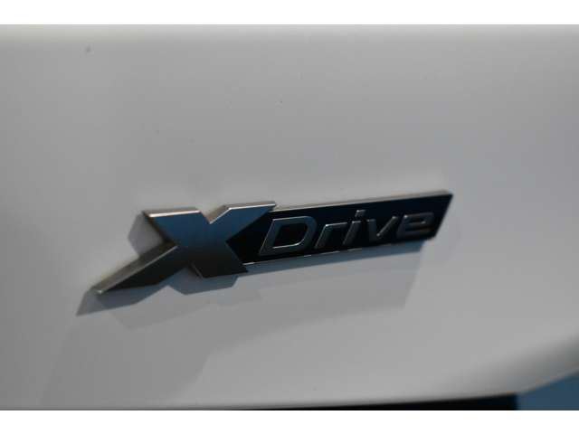 صورة 10 لـ 2023 BMW 5 SERIES