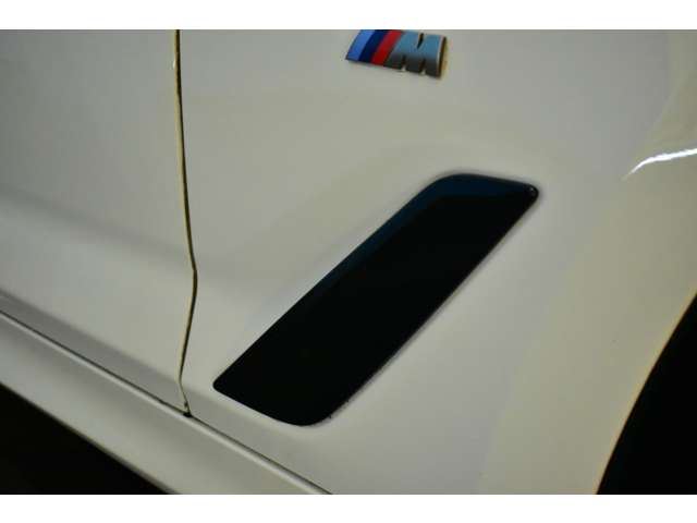 صورة 6 لـ 2023 BMW 5 SERIES