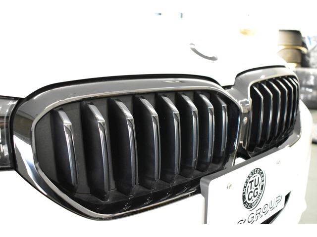 صورة 5 لـ 2023 BMW 5 SERIES