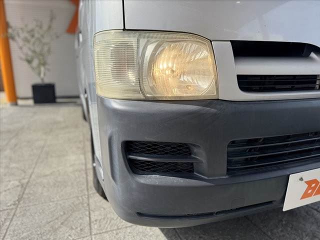 2006 Toyota HIACE — миниатюра 25