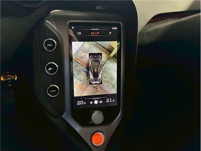 2025 Mclaren 750S — миниатюра 23