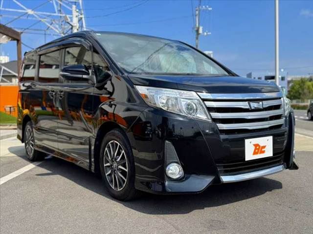 صورة 8 لـ 2014 Toyota NOAH