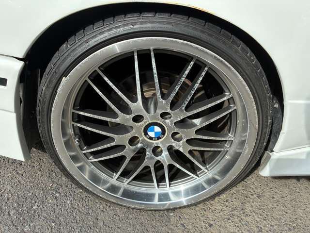 1990 BMW M3 — миниатюра 26