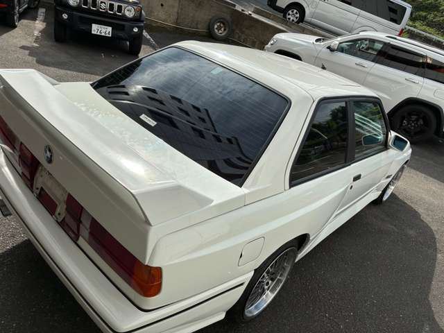 صورة 9 لـ 1990 BMW M3