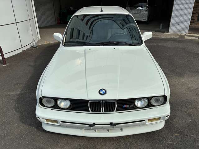 صورة 7 لـ 1990 BMW M3