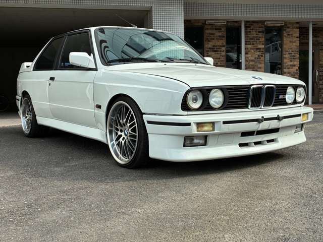 صورة 5 لـ 1990 BMW M3