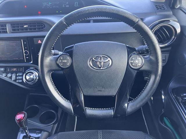 صورة مصغرة 12 لـ 2014 Toyota AQUA