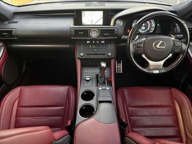 2017 Lexus RC photo 2